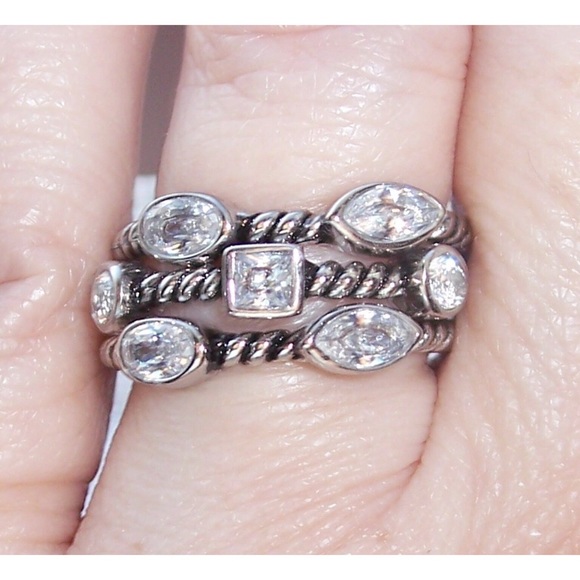 STAINLESS STEEL Bezel Set Cubic Zirconia Stackable Rings-Set Of 3 - Picture 5 of 13